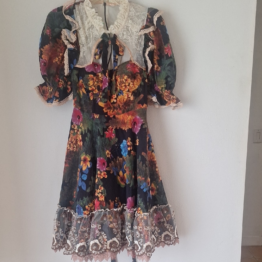 Unique Fashion Design By 2seeyou Floral Lace Trim Midi Dress SizeS